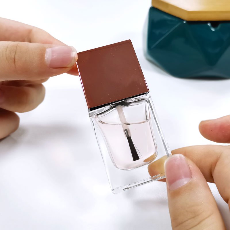 Factory Price clear square nail oil bottle empty nail polish glass bottle with brush gold cap