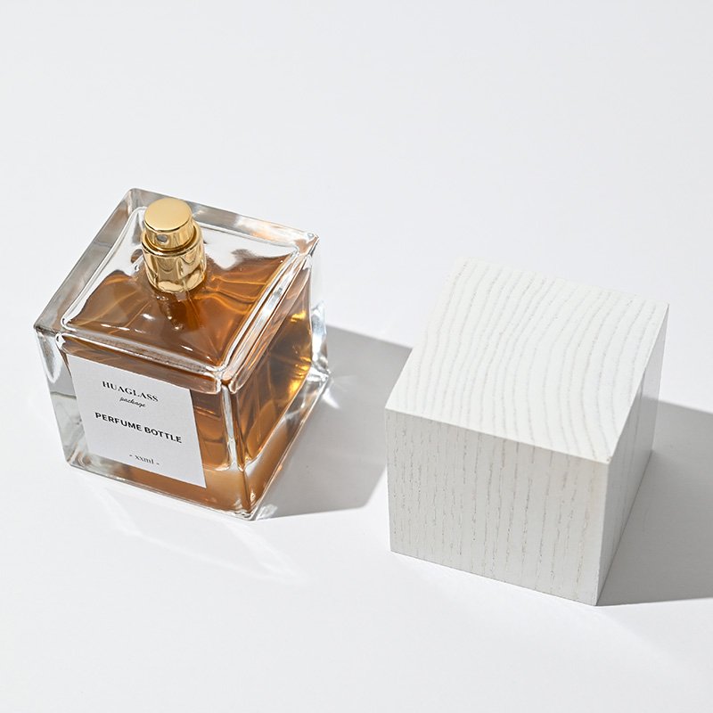 Wholesale 30ml 50ml 100ml Brand Square High-Grade Glass Perfume Empty Bottle With Customized Lid Box
