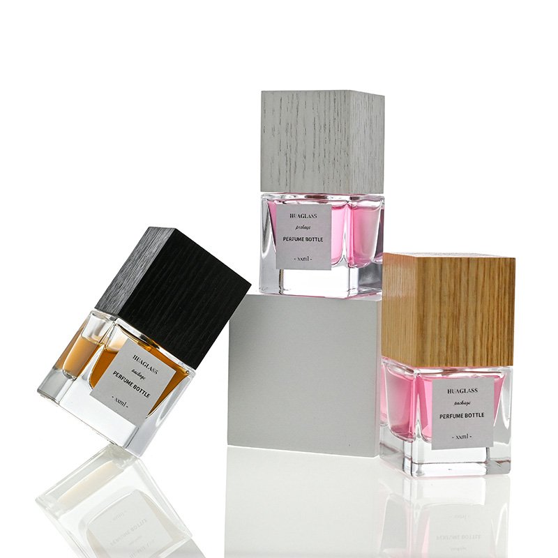 Wholesale 30ml 50ml 100ml Brand Square High-Grade Glass Perfume Empty Bottle With Customized Lid Box