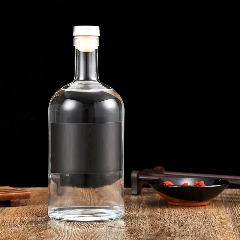 Round Embossed Logo Extra Flint Whiskey Brandy Whisky Rum Spirits 500ml 750ml Glass Bottle With Bottle Finish