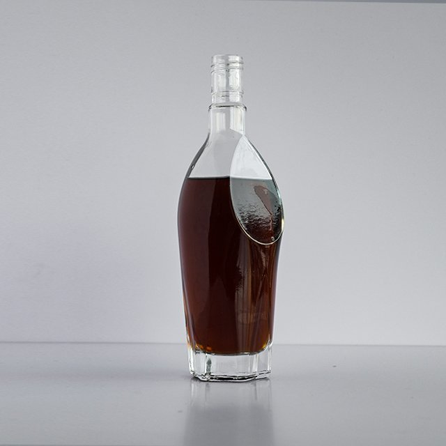 Unique shape custom Chinese export wine bottle empty 700ml brandy glass bottle clear wrinkle-free spirit bottle