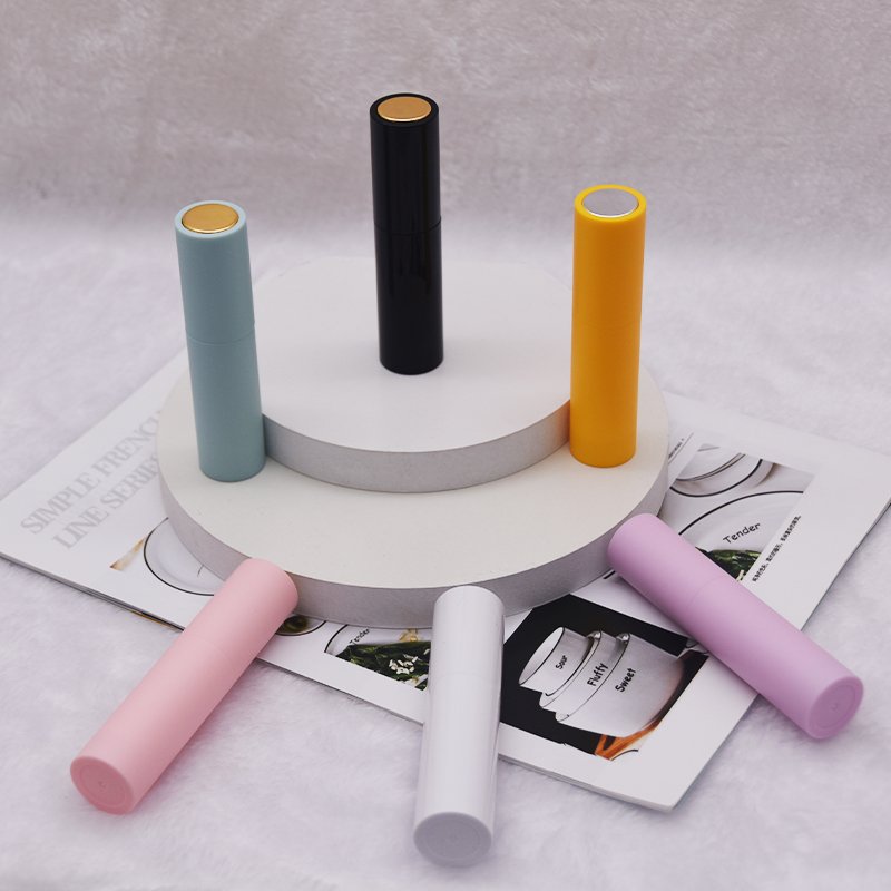 Best Beauty Black Matte Bottle Spray Refillable Body Twist Aluminium Atomizer Travel Rotatable Perfume Spray Bottle