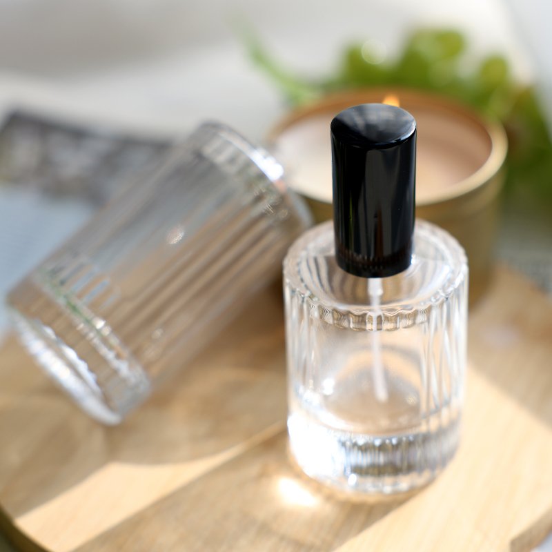 Glass Perfume Bottles with Embossed -Transparent features a vintage inspiration in the design