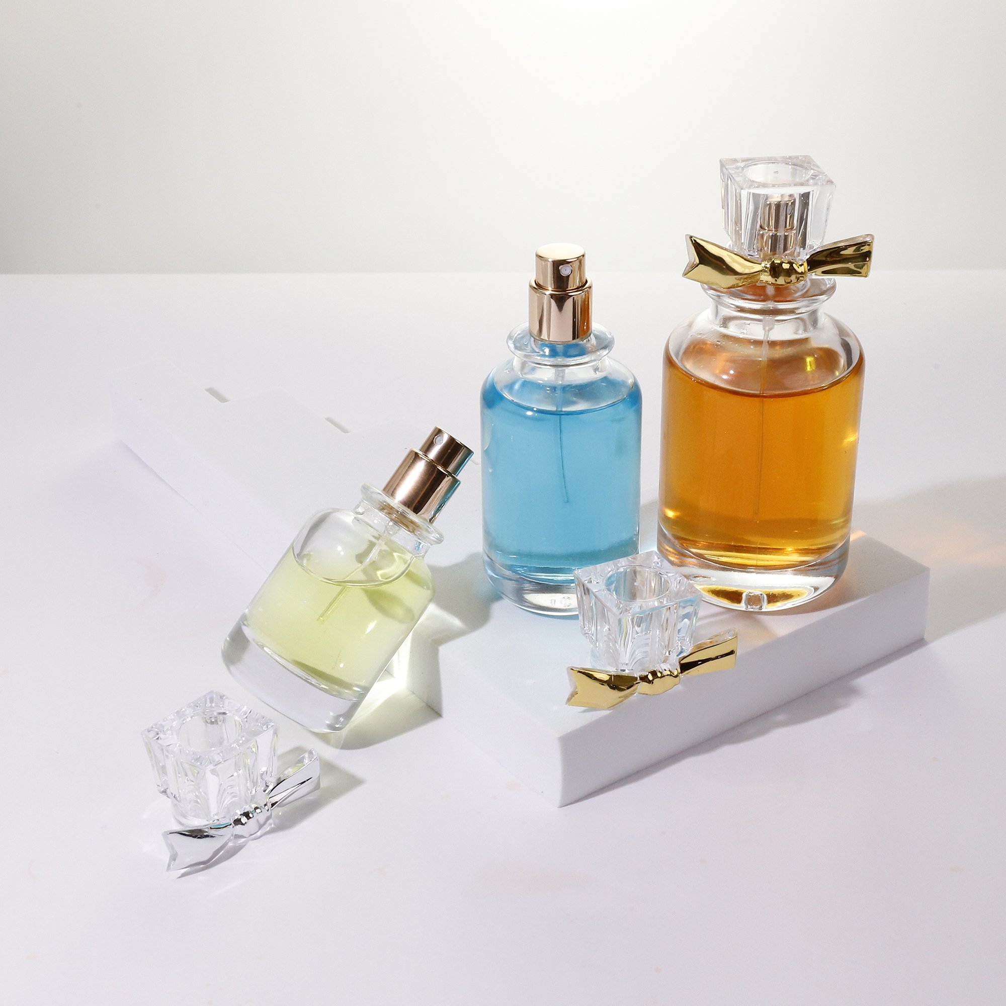 Elegant bow clear glass perfume bottle 30ml 50ml 100ml perfume bayonet spray bottle