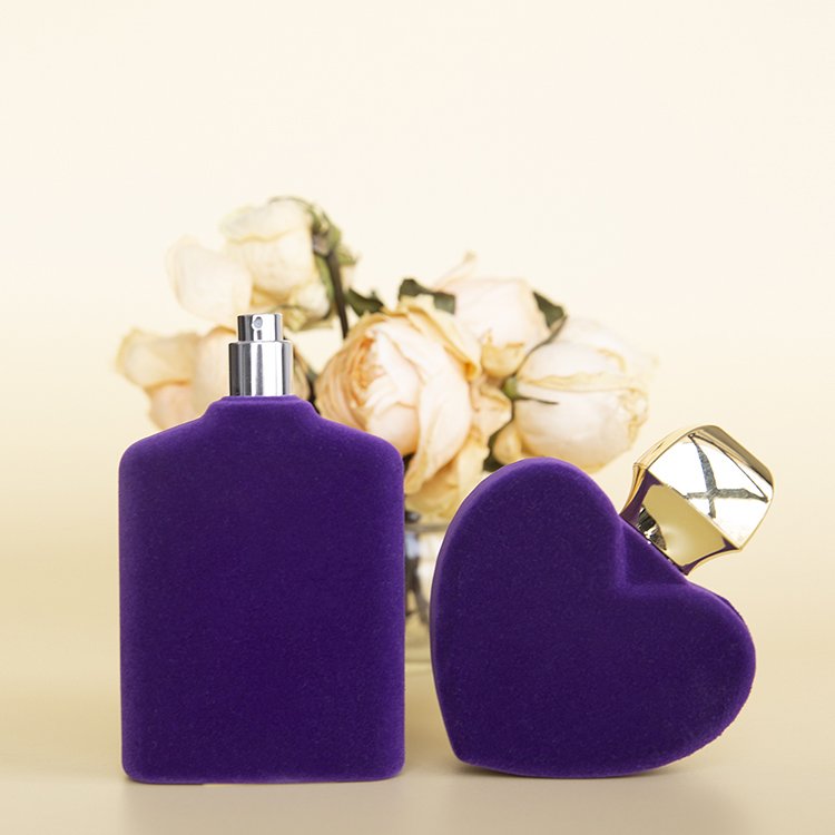 Hand Blown Aromatherapy Glass Red Perfume Bottle For Women, Customised Trial Inner 3oz Perfume Bottles With Sprayer!