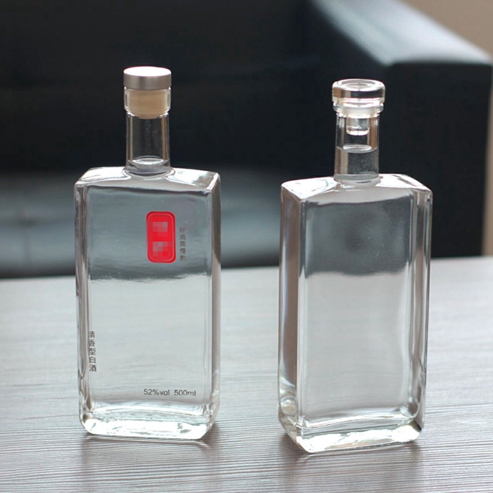 Premium custom design China factory wholesale square 500ml 700ml 1 liter tequila vodka whisky gin glass bottle