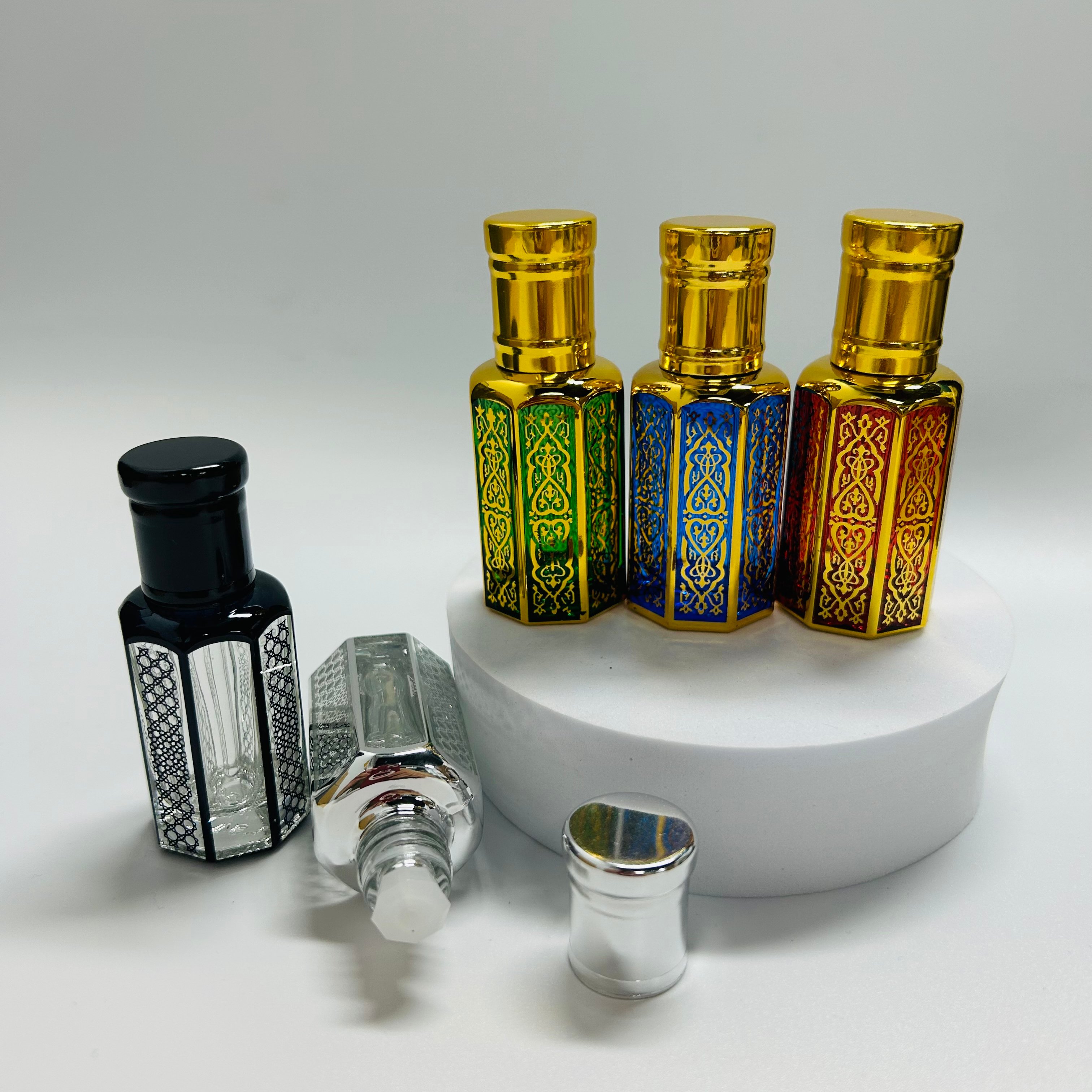 Attar Perfume Glass Bottle Octagonal Shape Arabian Attar Oud Essential Oil Glass Bottle With Super Metal Lids With Glass Stick