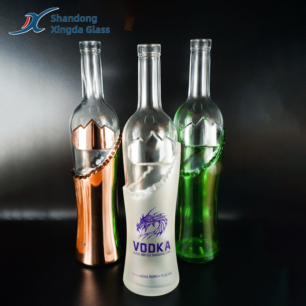 Wholesale China OEM ODM Flint Glass Liquor Spirits Water Drinks Beverage Drinks Bottles