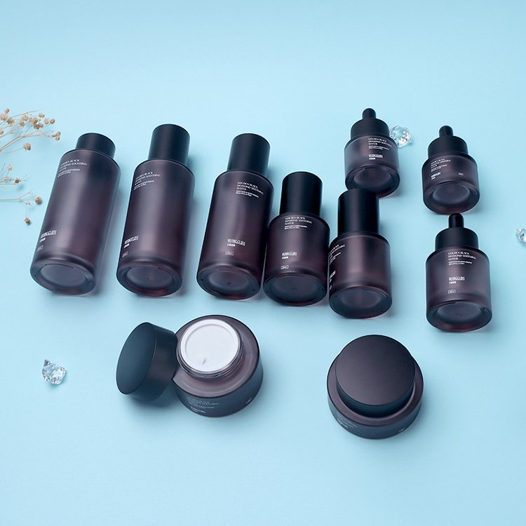 emballage cosmetique 30g 50g 50m 100ml 120 ml Fancy unique frosted amber bottles cosmetic packaging skincare jars and bottles