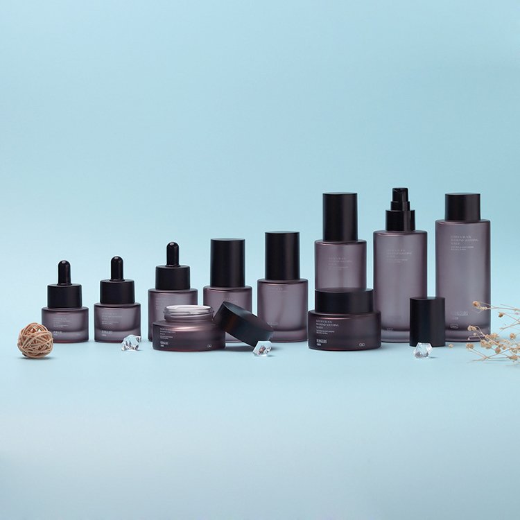 emballage cosmetique 30g 50g 50m 100ml 120 ml Fancy unique frosted amber bottles cosmetic packaging skincare jars and bottles
