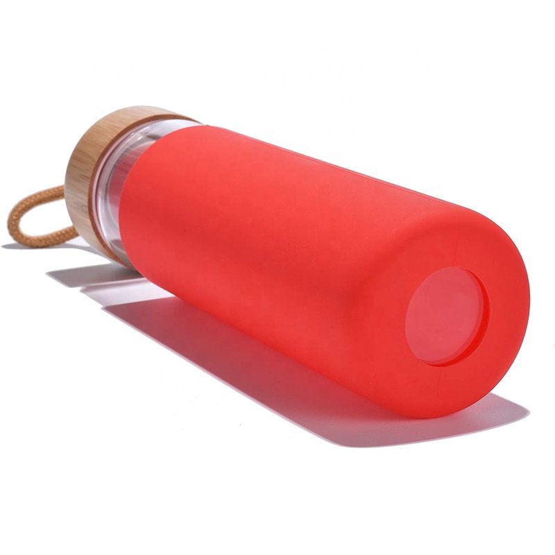 Eco Friendly 20 Oz BPA Free Borosilicate Glass Sublimation Glass Bottle with Bamboo Lid and Silicone Sleeve
