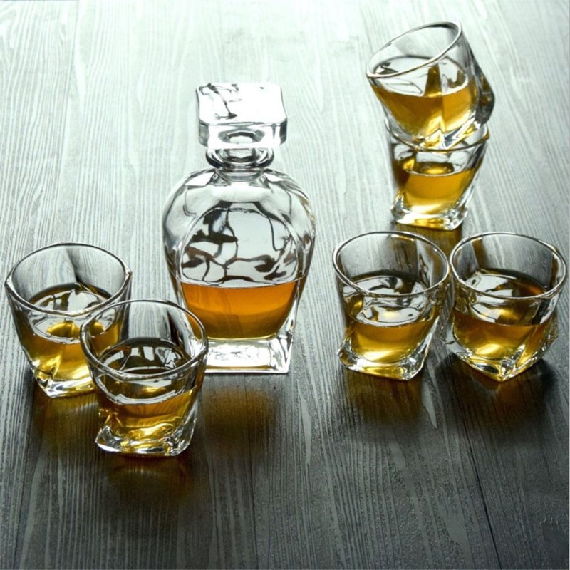 World hot sale whiskey glass bottle gift crystal whiskey bottle for whiskey