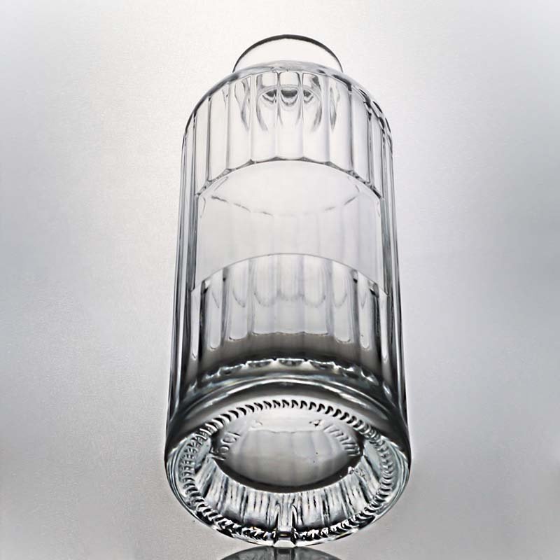 Custom vertical line 700ml glass liquor bottle for vodka gin whisky spirit bottle with cork top