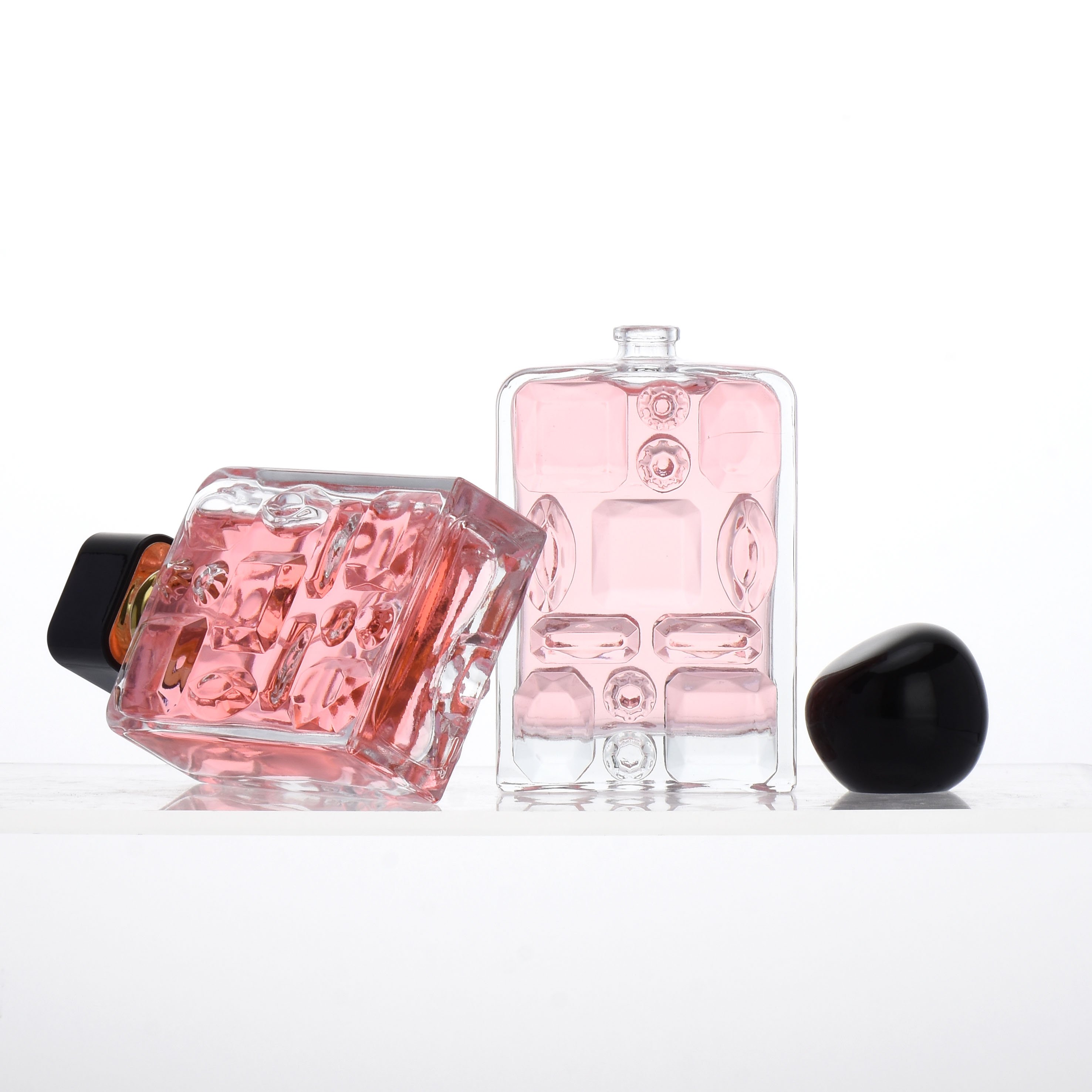 New Fashion Luxury 100ml Crystal Glass Perfume Bottle Special Empty with Lid & Pump Sprayer and Custom Box Packing