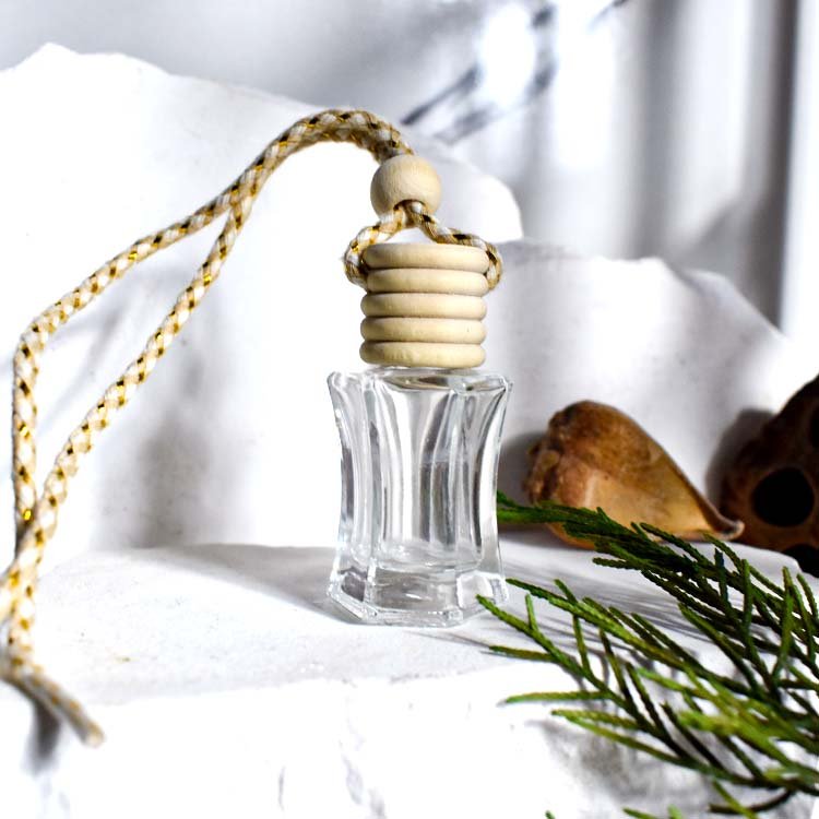 New Coming Wholesale Hanging Empty Air Freshener essential oil diffuser glass bottles for car with Wooden Lid