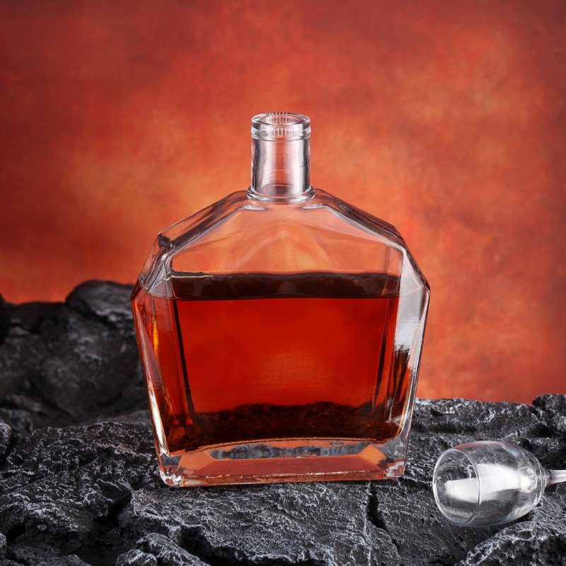 2025 New Design Vodka 700ml 750ml 1000ml Customized Empty Glass Bottle For Sale