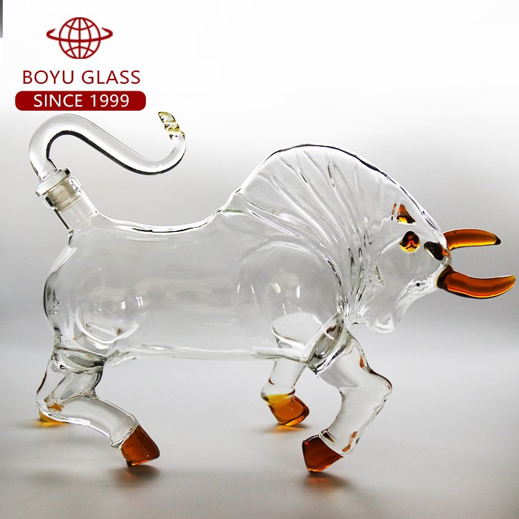 New Design Custom Transparent Glass Wine Craft Glass Liquor Bottles