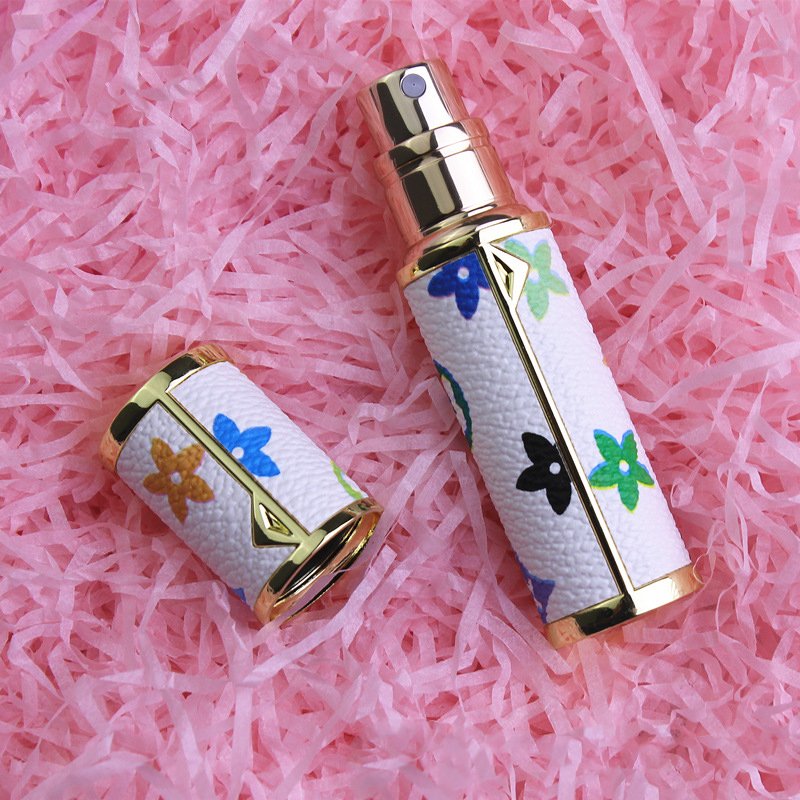 Refillable Leather empty perfume bottles 30ml 50ml 100ml colored glass bottle screw type perfume bottle