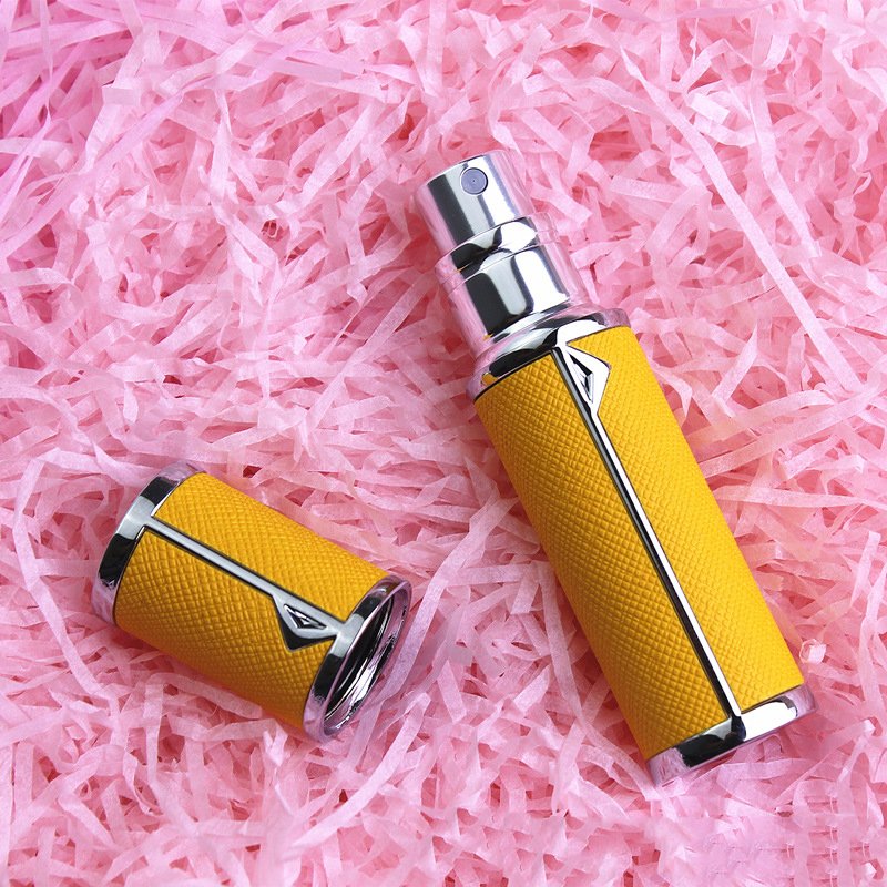 Refillable Leather empty perfume bottles 30ml 50ml 100ml colored glass bottle screw type perfume bottle