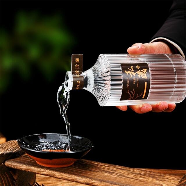 Stocked 250ml 500ml 750ml 75cl Clear Wide Mouth Super Flint Custom Spirit Liquor Whiskey Gin Rum Vodka Glass Bottle With Cork