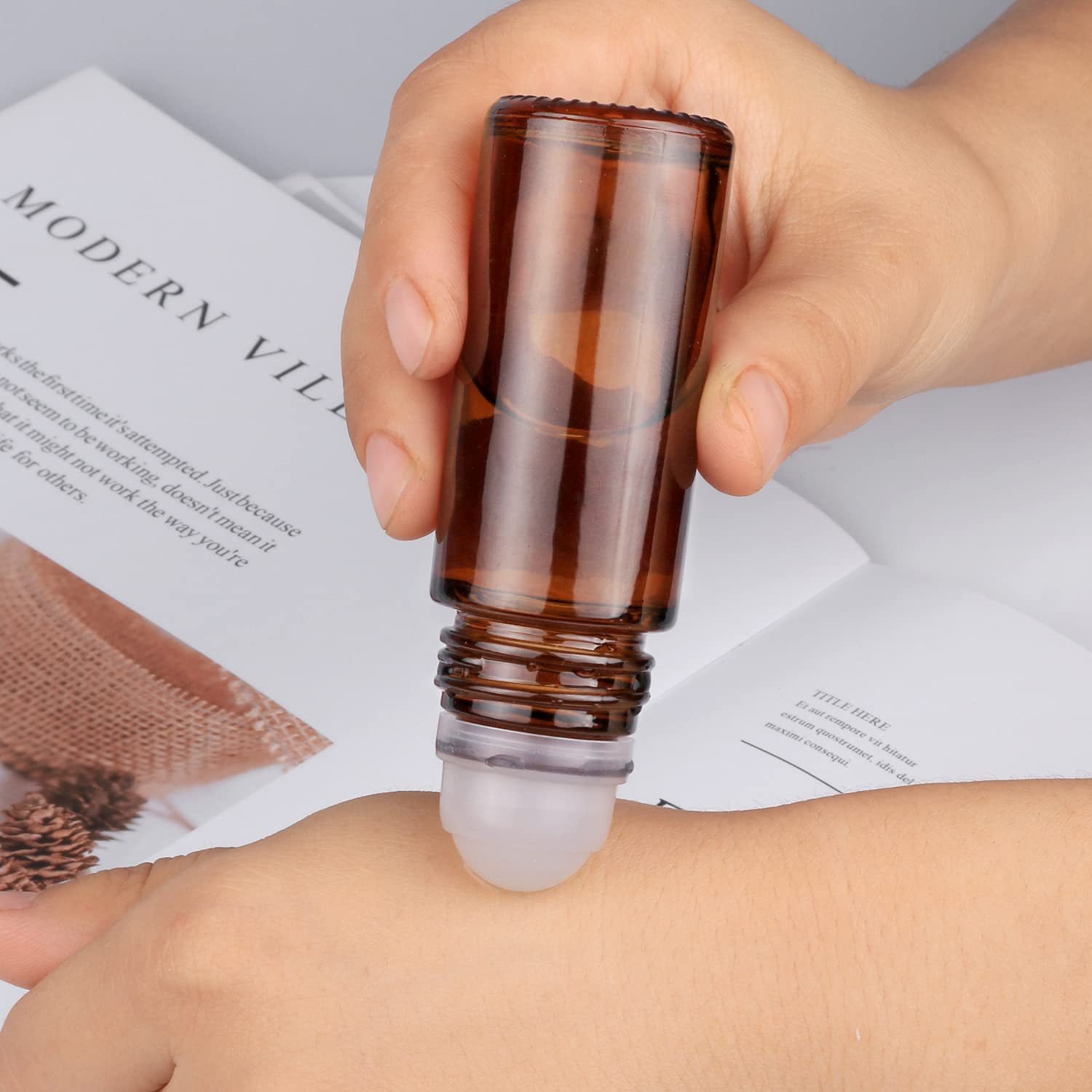 Custom 30ml 50ml Empty Leak Proof Perfume Essential Oil Roll On Glass Bottle