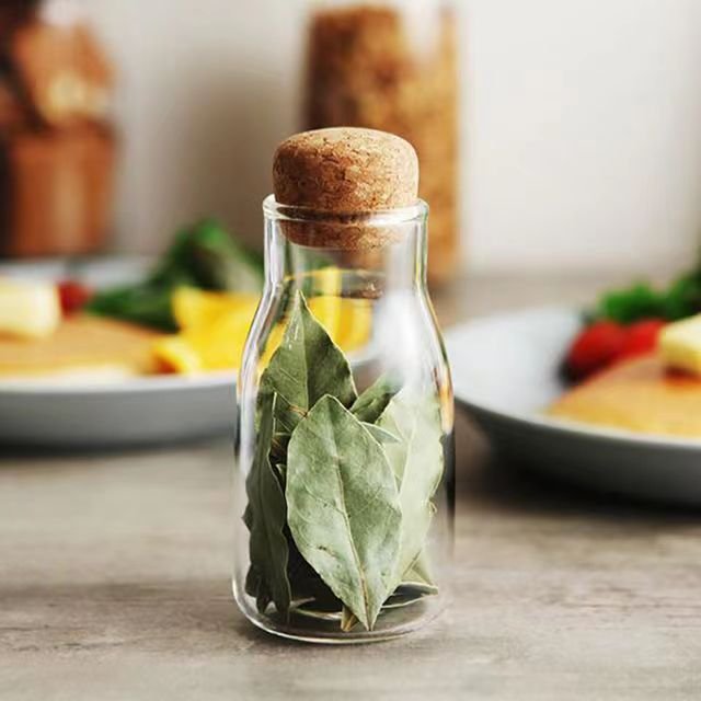 High Quality 150ml 300ml 600ml 800ml Transparent Glass Food Storage Bottle With Cork Lid