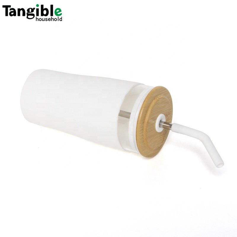 2023 new design custom 600ml glass tumbler juice glass cup with bamboo lid and straw