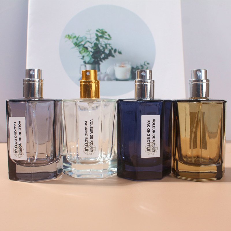 2024 New Products Wholesale Empty Glass Bottles 50ml Luxury Travel Size Perfume Spray Bottle for Sale