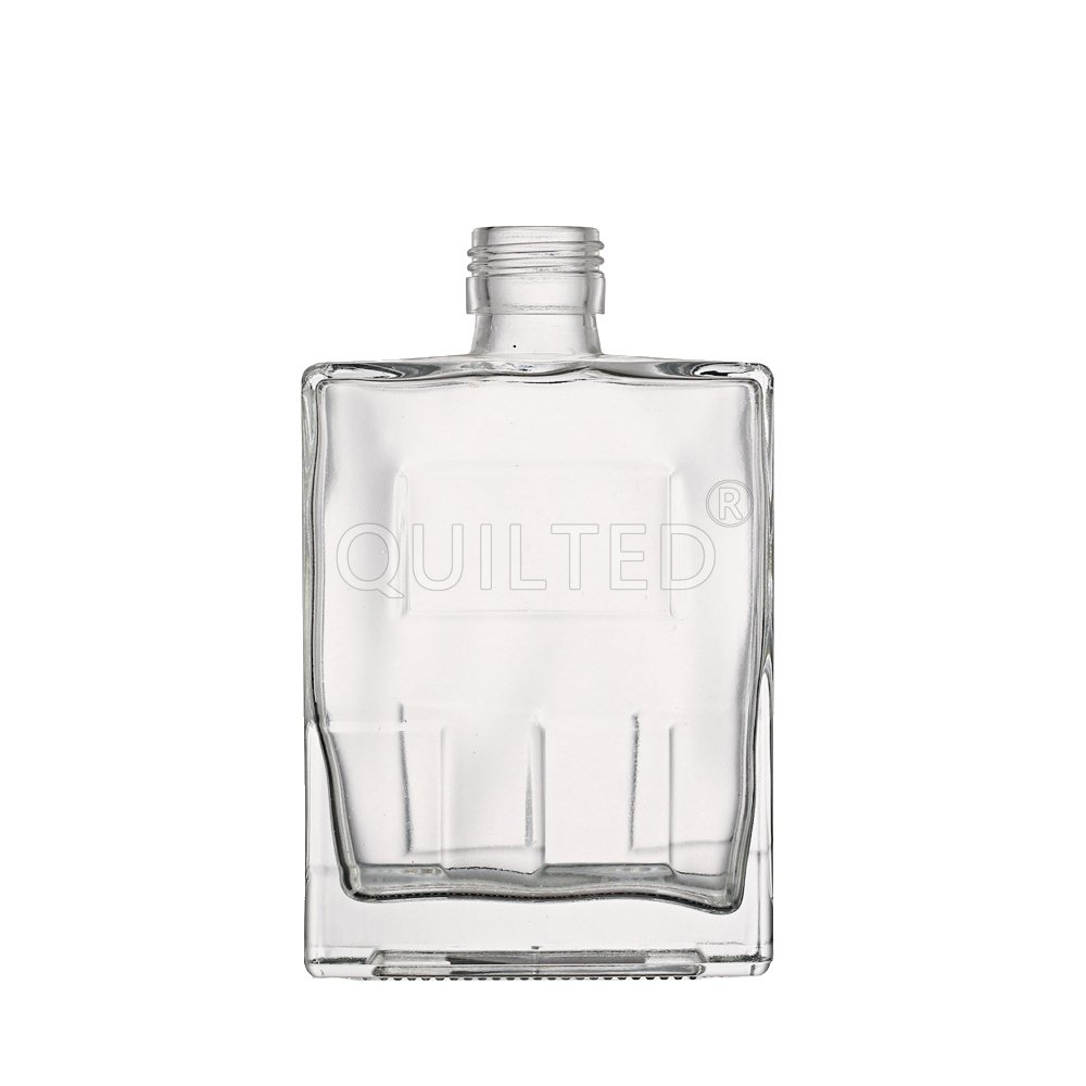China manufacturer factory price empty liquor 250 ml wine flat square glass bottles with screw for sale