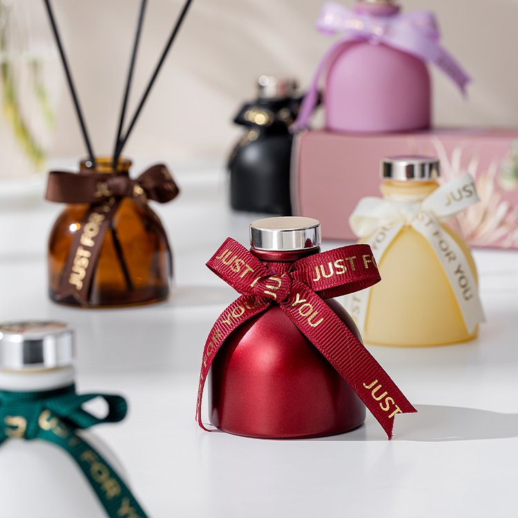 Hot Selling Private Label Flower Luxury Glass Bottle Reed Diffuser for Home Fragrance Decoration