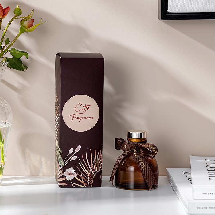 Hot Selling Private Label Flower Luxury Glass Bottle Reed Diffuser for Home Fragrance Decoration