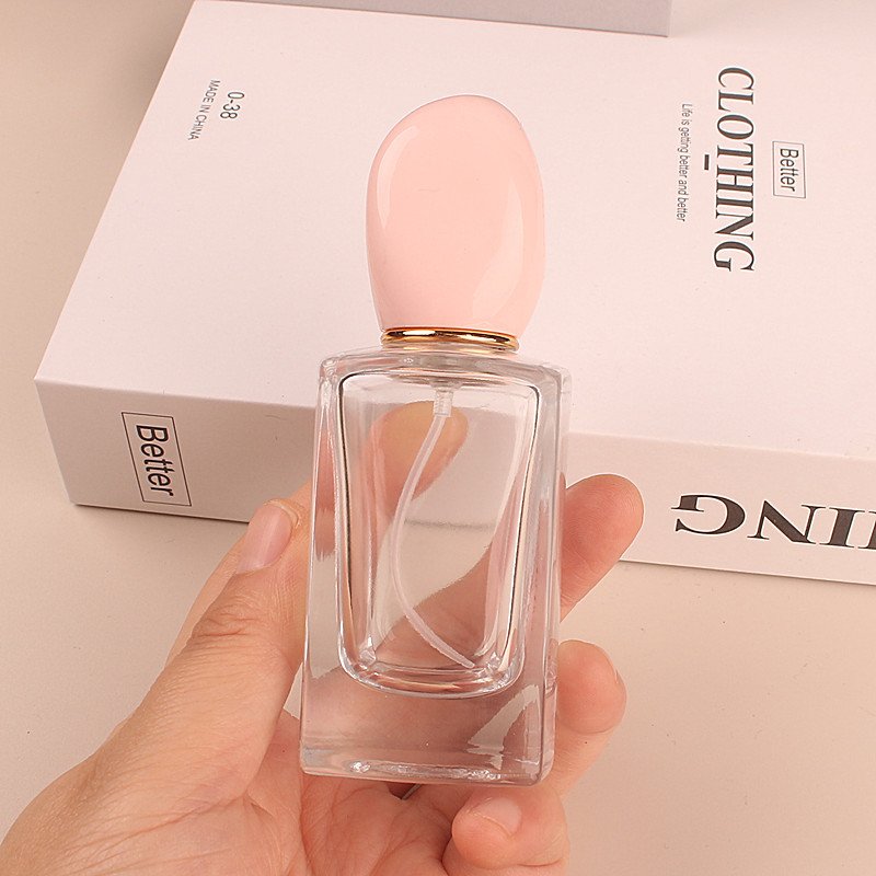 Wholesale Luxury Clear Square 50ml Black Cap Perfume Bottles Spray Glass Empty Perfume Atomiser Refillable Bottle