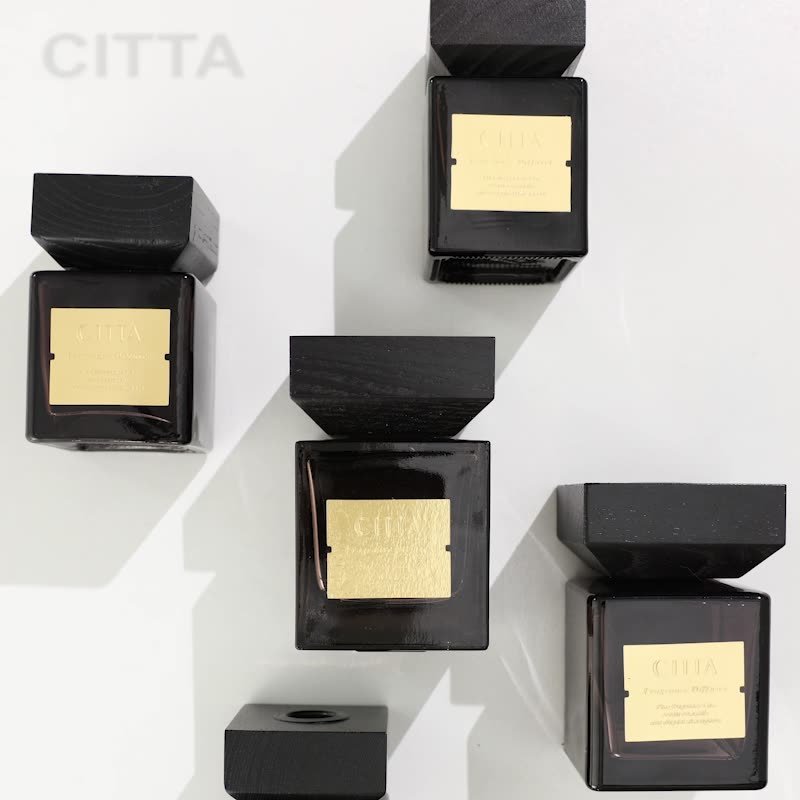Wholesale Luxury Private Label Aroma Fragrance Custom Glass Square Bottle Reed Diffuser
