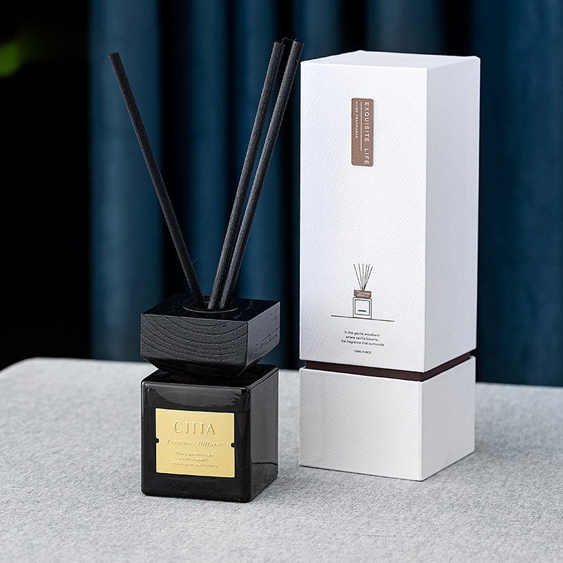 Wholesale Luxury Private Label Aroma Fragrance Custom Glass Square Bottle Reed Diffuser