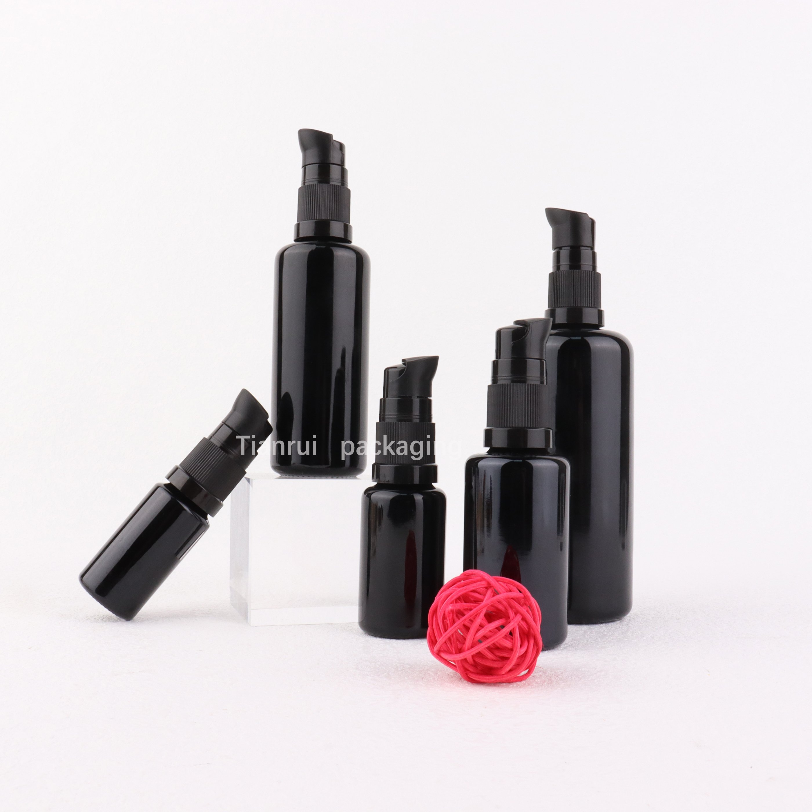 Luxury Hair Oil Packaging 10ml 15ml 30ml 50ml 100 ml Lotion Bottle Black Glass Bottle With Pump Glass Essential Oil Bottle