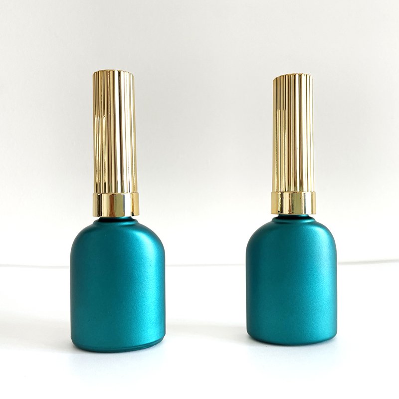 Wholesale square empty nail polish glass bottle with brush luxury matte bulk gel uv nail polish bottle supplier