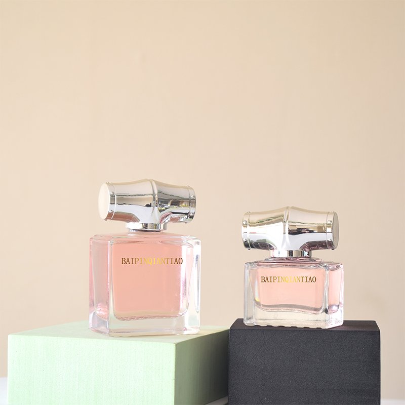OEM 50 ml custom luxury women square shape transparent 30ml 50ml glass perfume bottle for gift