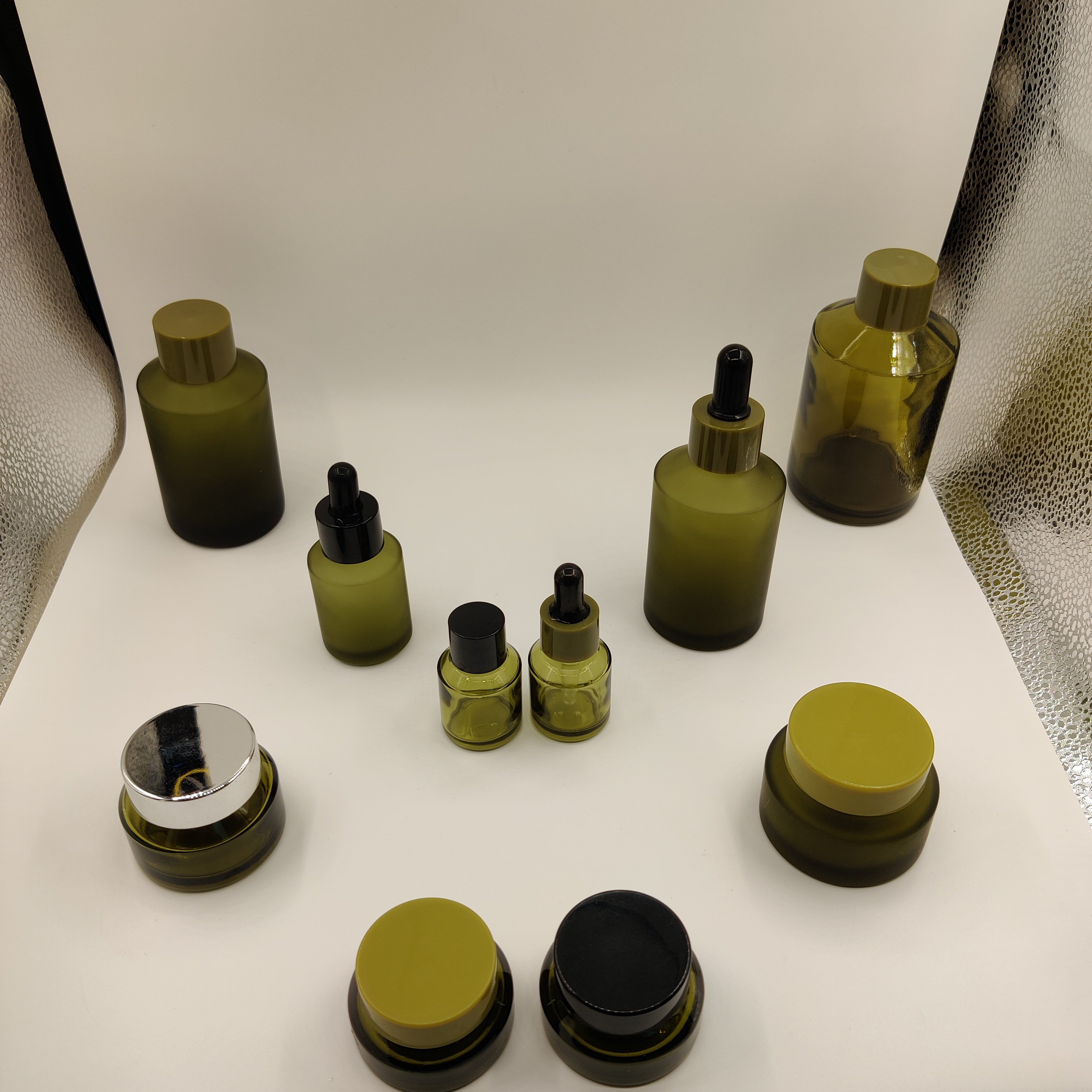Popular Design Care set Glass Bottle Set Skin Care Sun green Packaging Bottles
