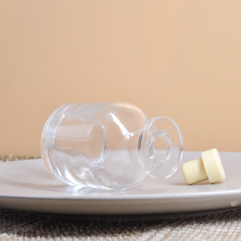 Wholesale 50ml 80ml 130ml 250ml round thick bottom aromatherapy reed diffuser glass bottle with cork