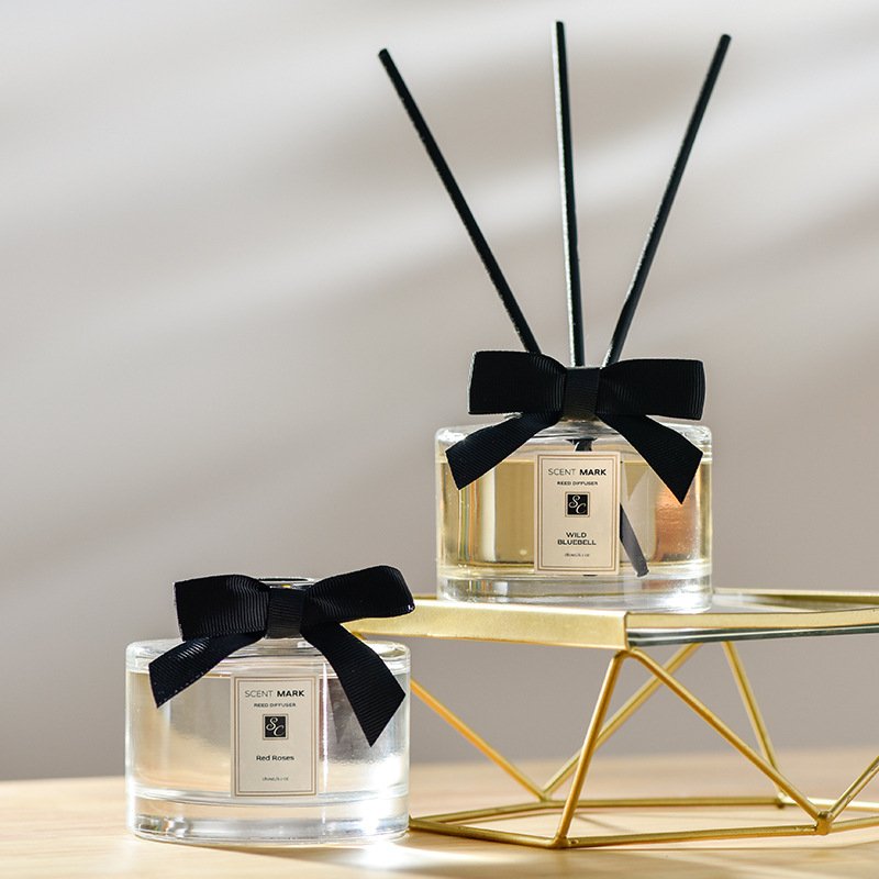 Wholesale Private Label Home Aromatherapy Custom Package Glass Bottle Air Freshener Scented Reed Diffuser