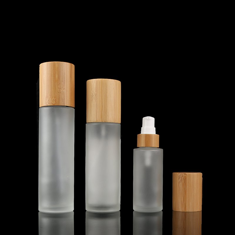 Glass Cosmetic lotion Bottles Frosted Glass Spray Bottles 100ml with Bamboo Pump Spray