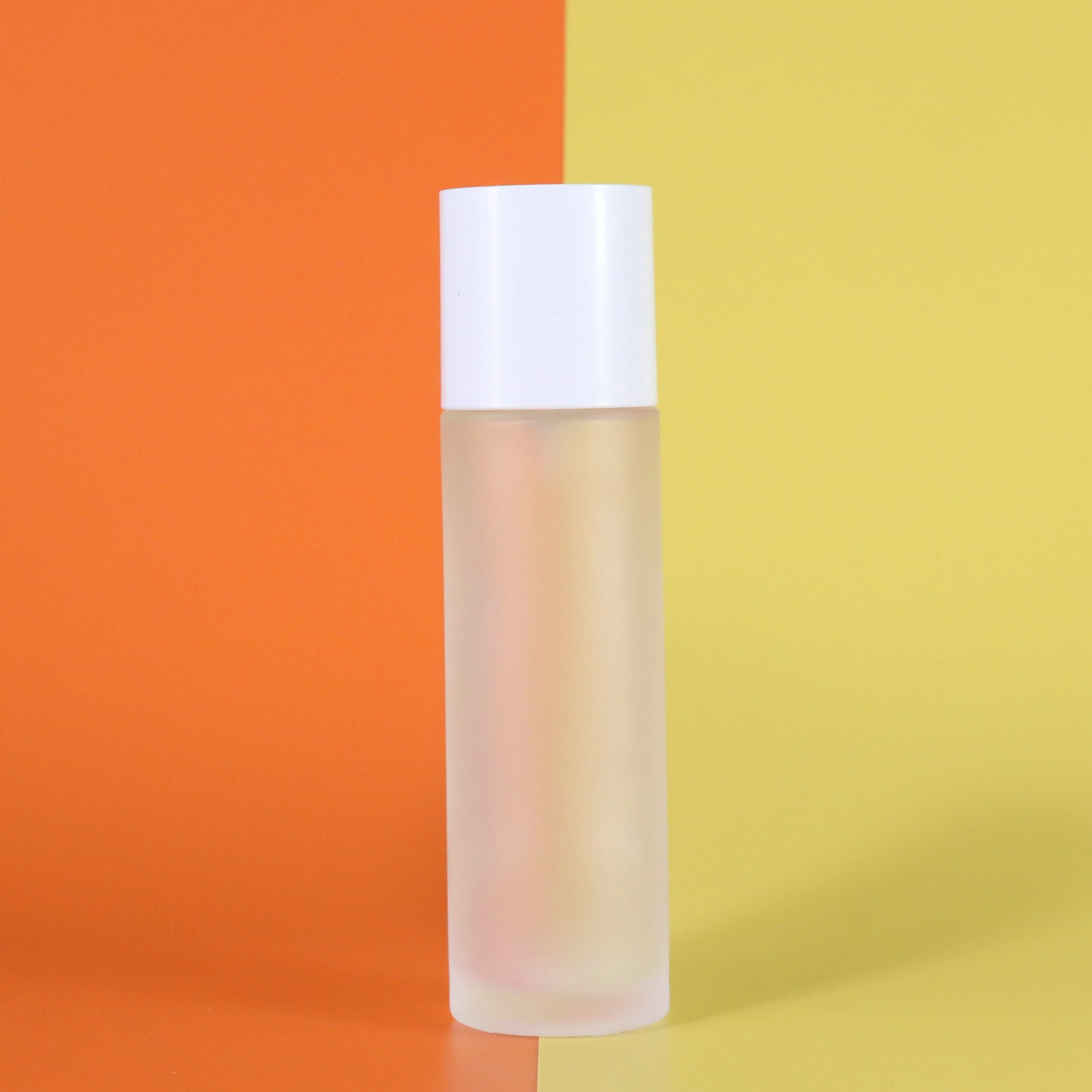 Cosmetics packaging containers frosted glass bottle 20ml 30ml 40ml 50ml 100ml 120ml body lotion glass pump bottle