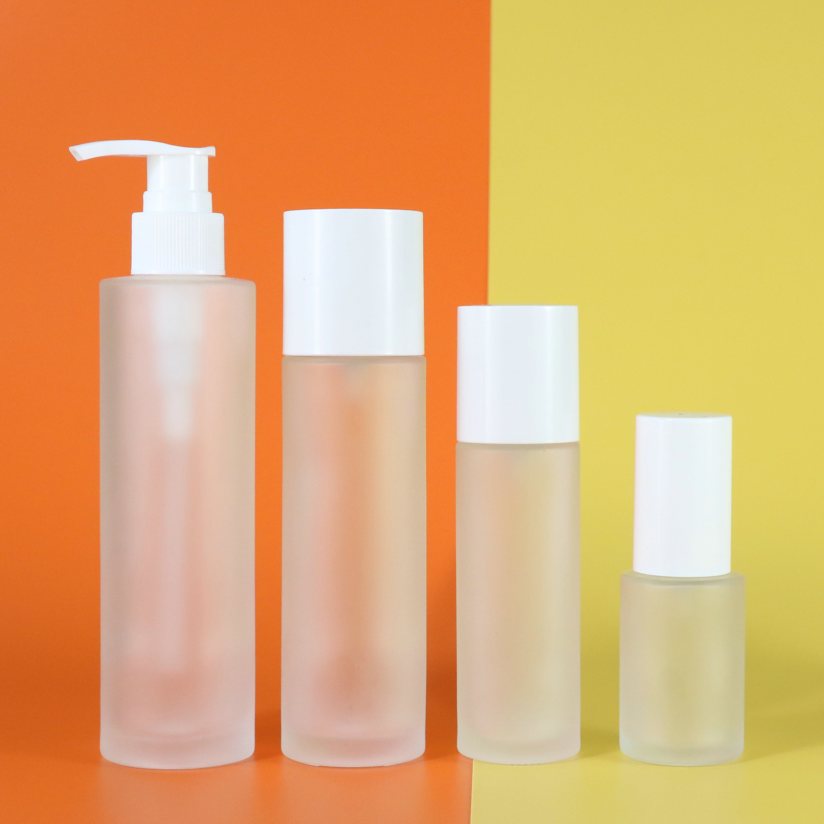Cosmetics packaging containers frosted glass bottle 20ml 30ml 40ml 50ml 100ml 120ml body lotion glass pump bottle