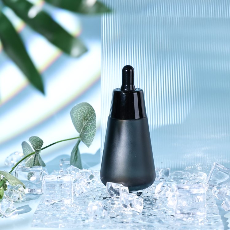 New shape 50ml serum gradient black glass dropper bottle for essential oils with packing box