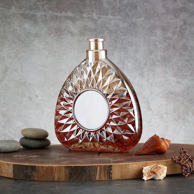 China Supplier Luxury Large Glass Bottles 750ml Milk Glass Wine Industrial Use Clear White Open Cap Square Shape Engraved