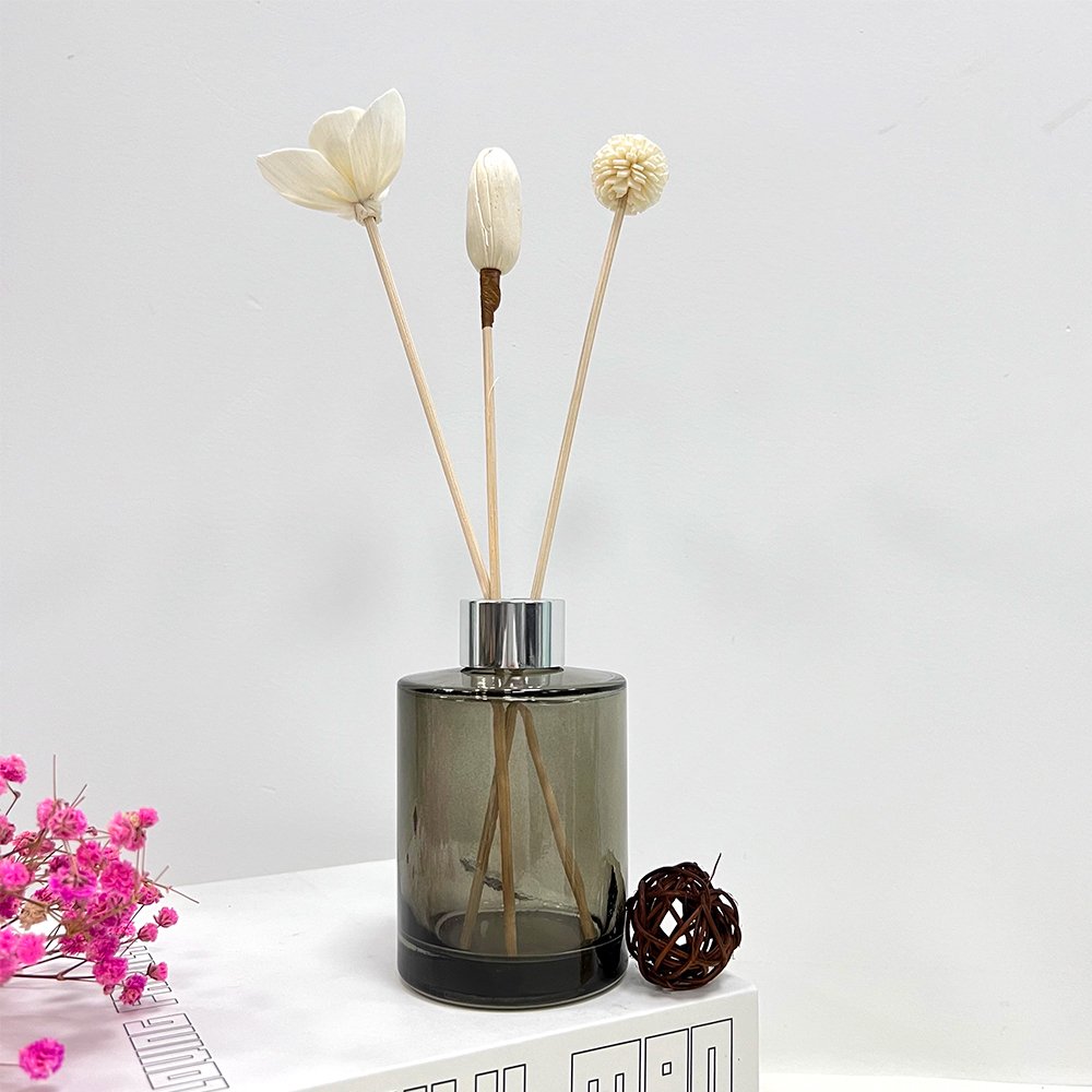 180ml frosted INS Simple transparent Essential oil glass diffuser bottle with cap