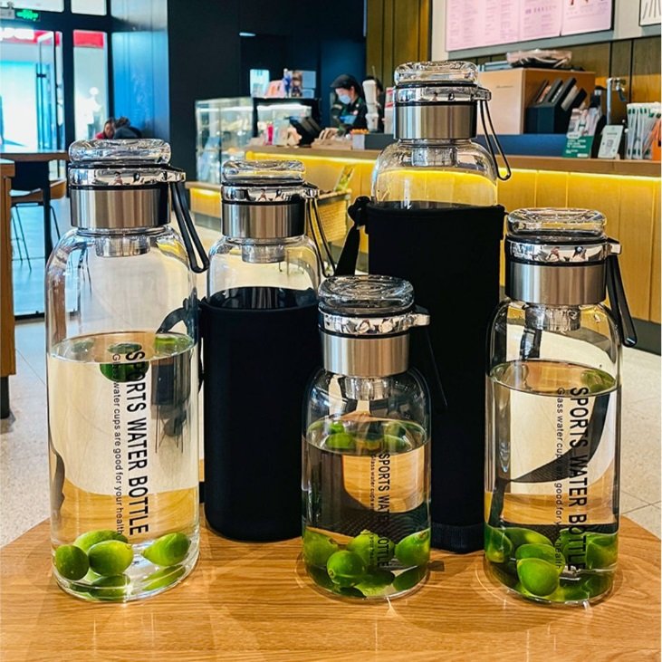 Portable Reusable Round shape Drinking Glass Water Bottle Mineral Water Stainless Steel Tea Strainer Glass Water Bottle