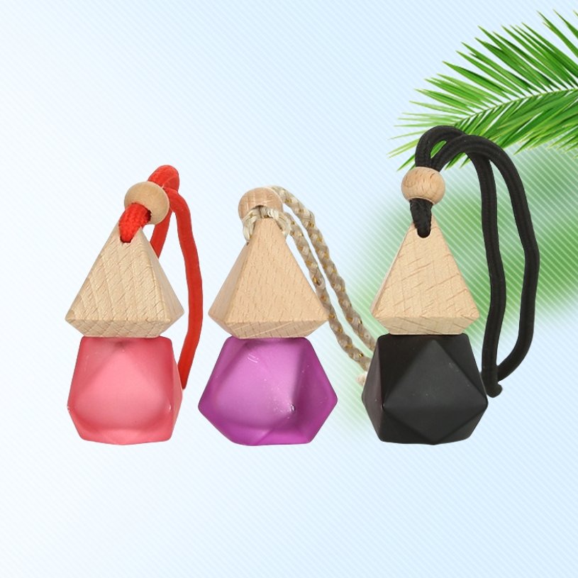 Custom clear 6ml 8ml 10ml car teardrop glass perfume bottle lanyard aromatherapy glass bottle with wood lid
