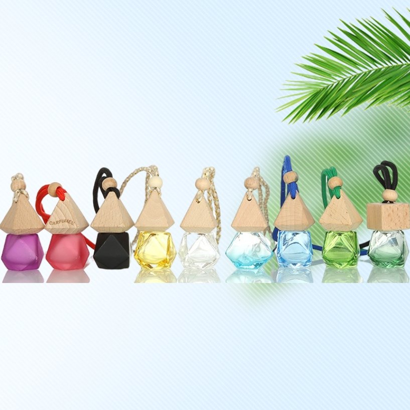 Custom clear 6ml 8ml 10ml car teardrop glass perfume bottle lanyard aromatherapy glass bottle with wood lid
