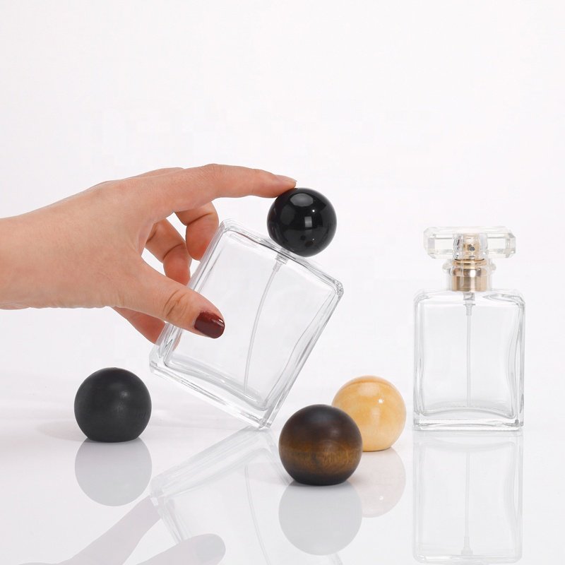 Luxury 20ml 30ml 50ml 100ml Square Glass Perfume Bottle with Pump Sprayer Accept Screen Printing Surface
